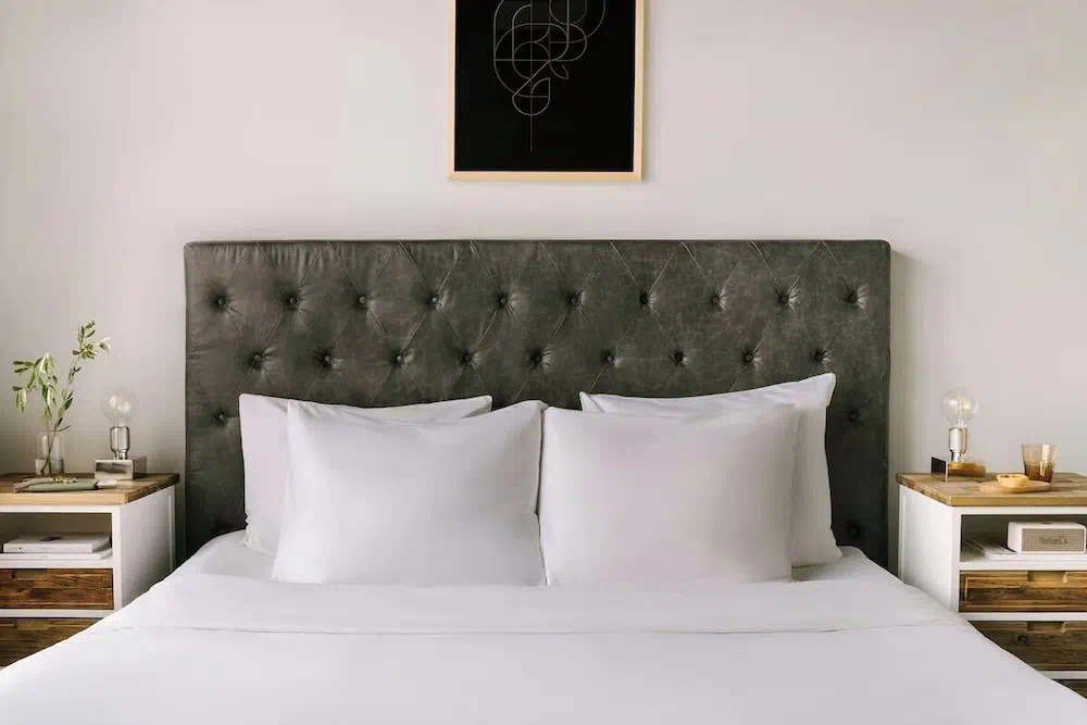 Sa Vondel Park Hotel in Amsterdam - Property suite and interior view