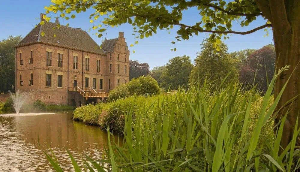 Landgoed Ehzerwold in Almen - Guest room and accommodations