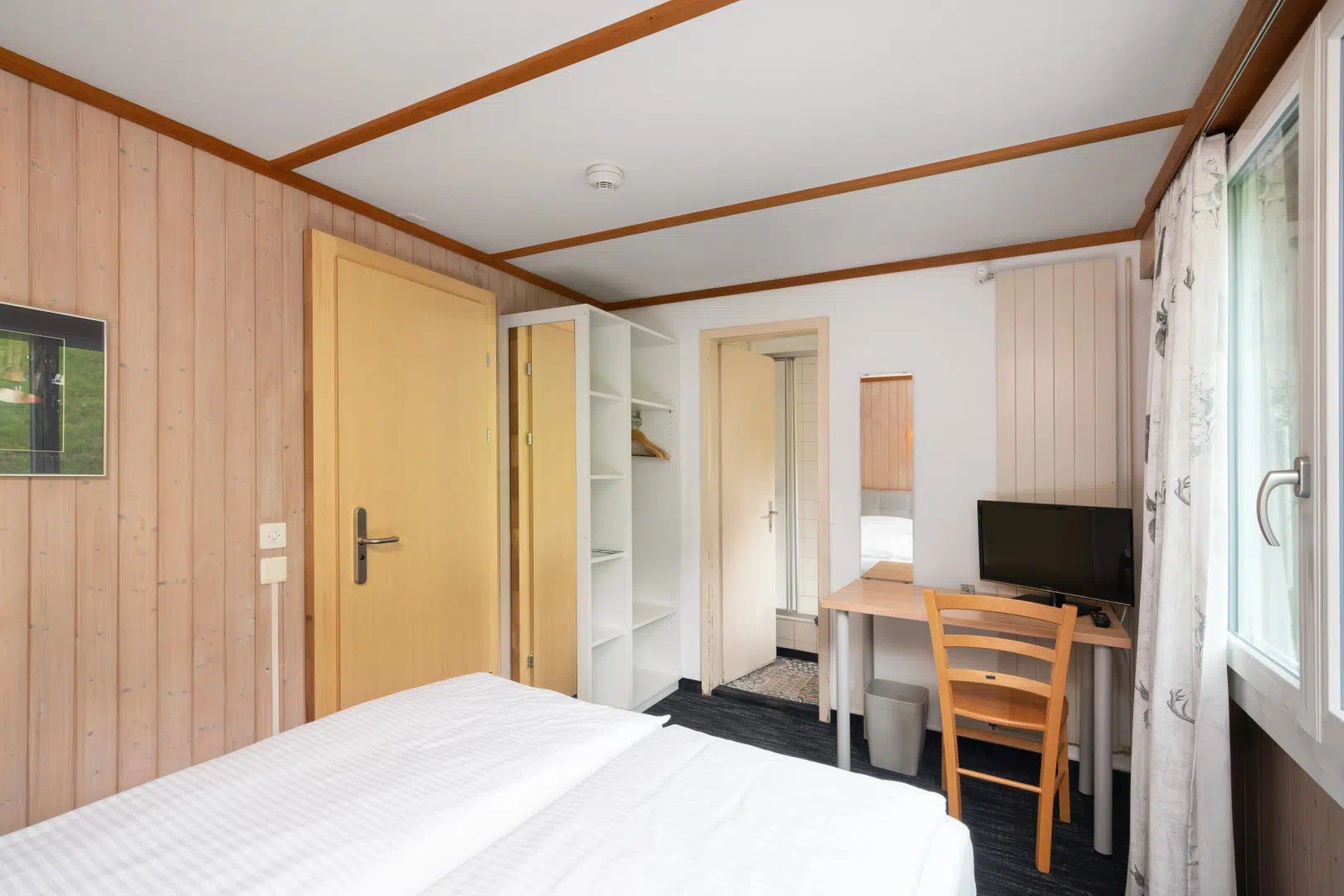 Jungfrau Lodge Swiss Mountain Hotel in Grindelwald - Property photo 9