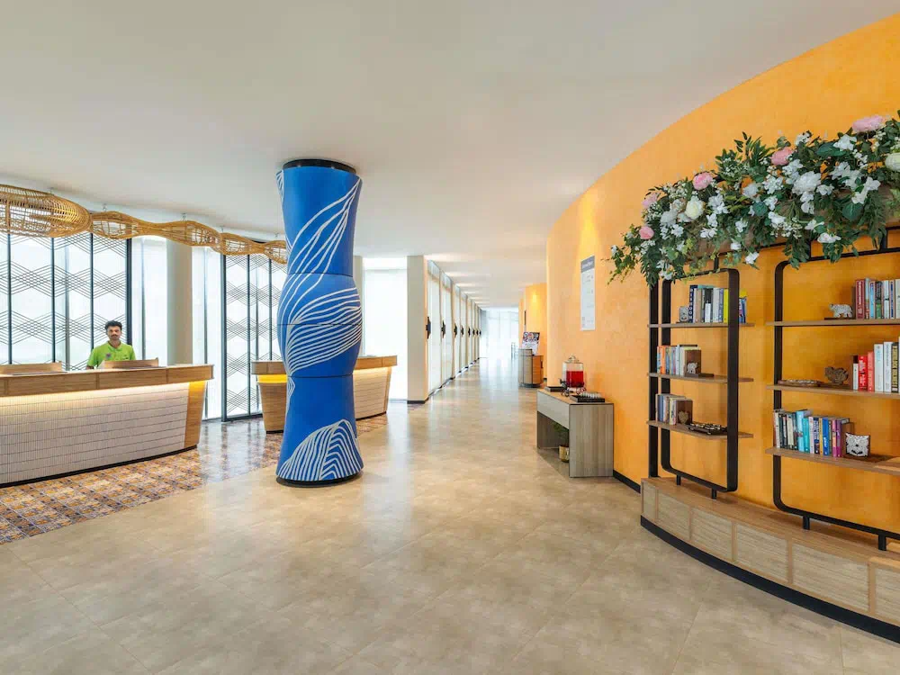 Ibis Styles Goa Vagator - Dining area and restaurant