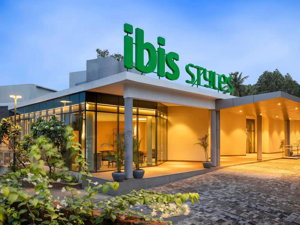 Ibis Styles Goa Vagator - Property suite and interior view