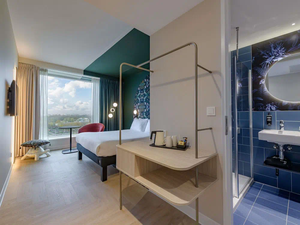 Ibis Styles Rotterdam Ahoy in Rotterdam - Guest room and accommodations