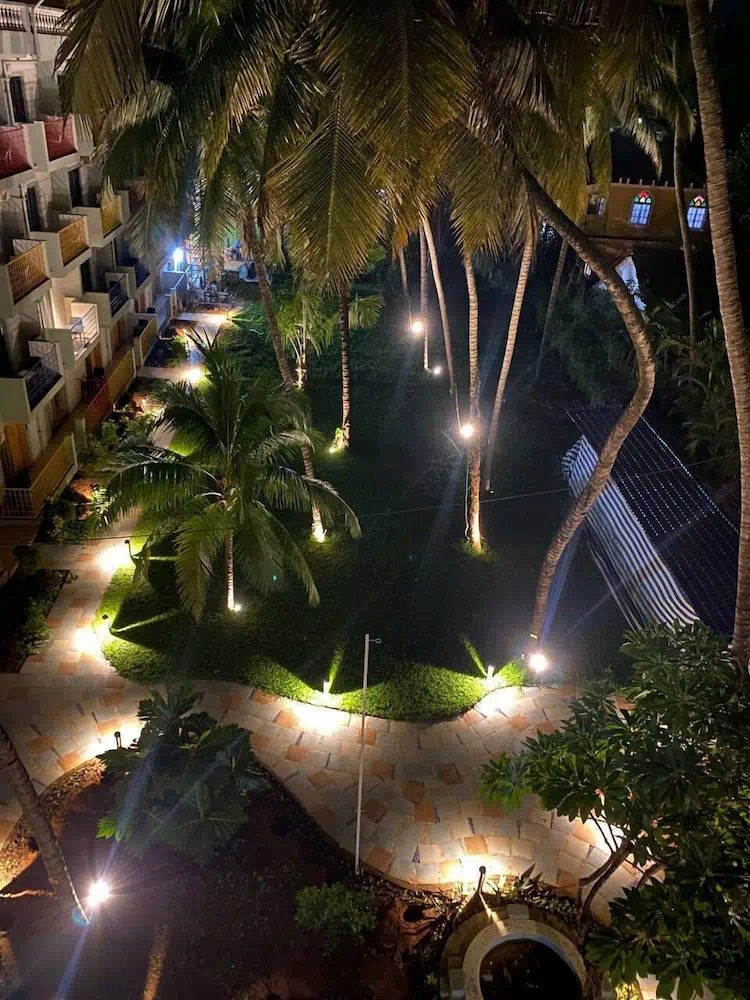 Indie Stays Goa - Dining area and restaurant