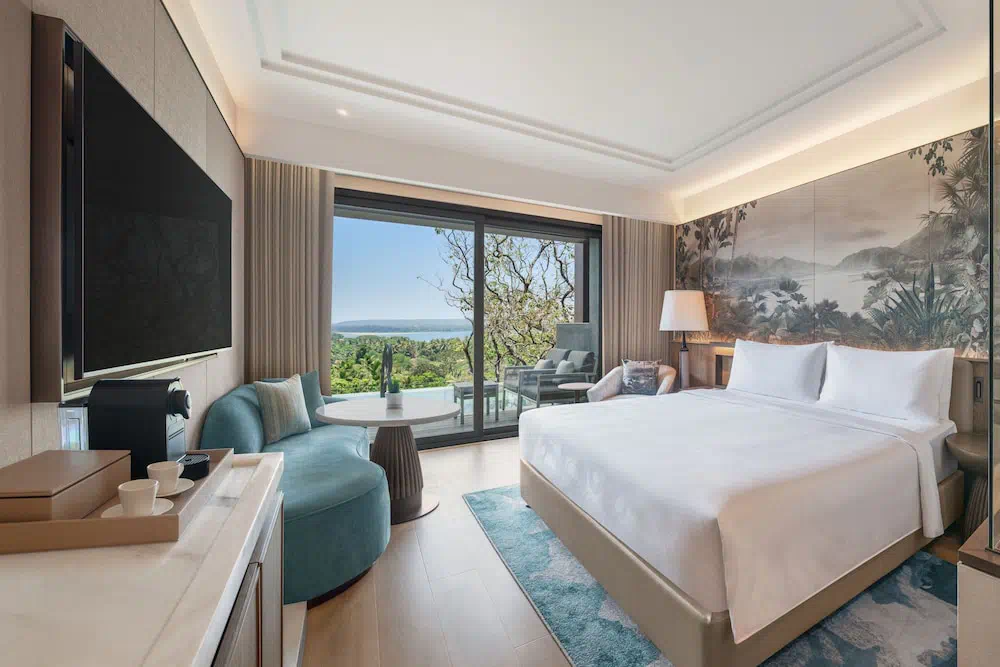 Jw Marriott Goa - Property suite and interior view