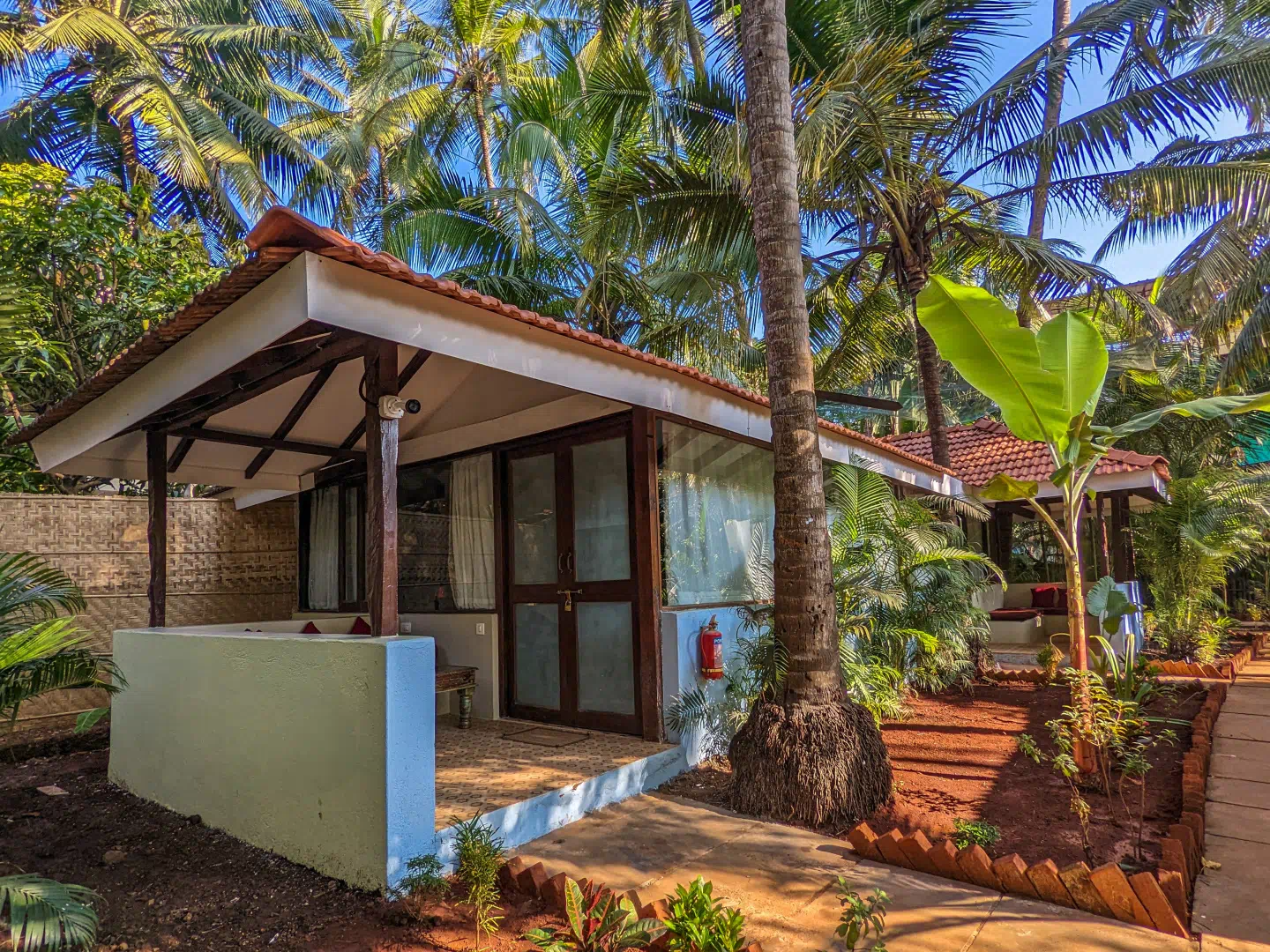 De Soul Sante Morjim Goa Hotel - Dining area and restaurant