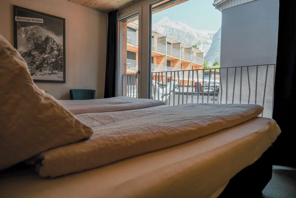 Eiger Lodge Chic in Grindelwald - Property suite and interior view