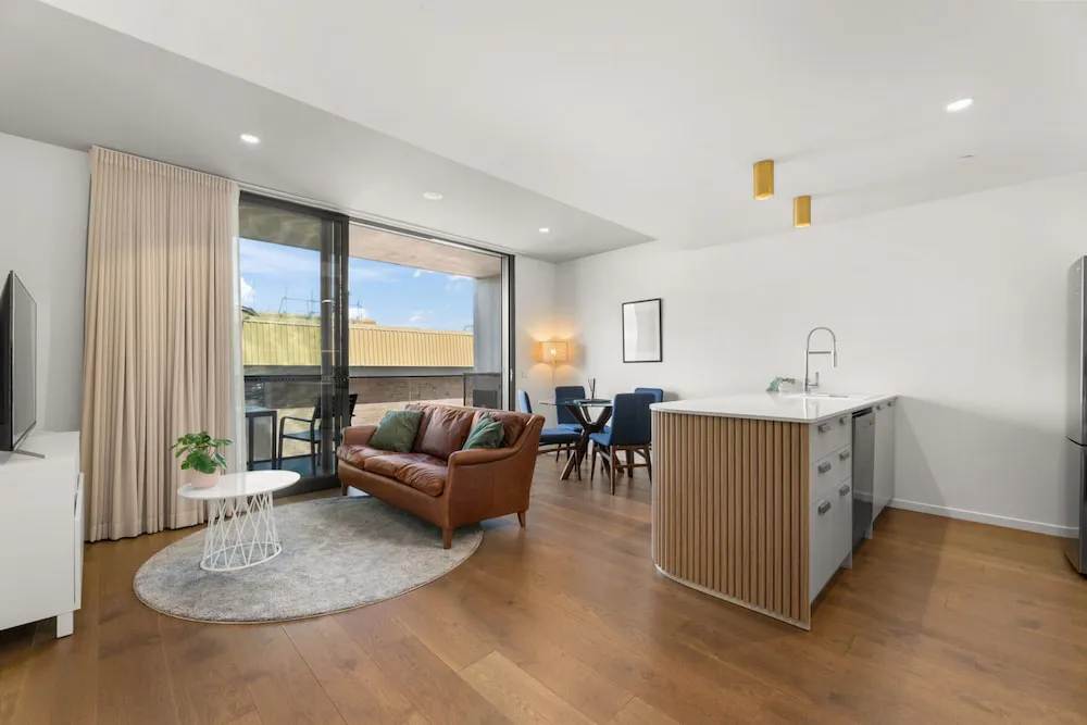 Chic And Elegant 1 Bed In Unbeatable Location - Property photo 12