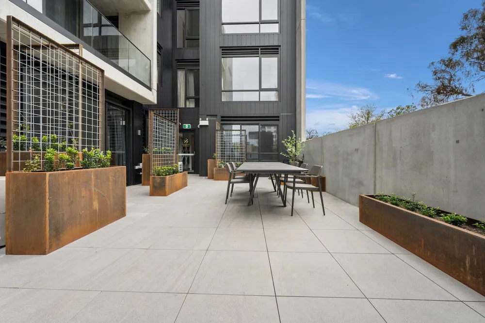 Chic And Elegant 1 Bed In Unbeatable Location - Property photo 19