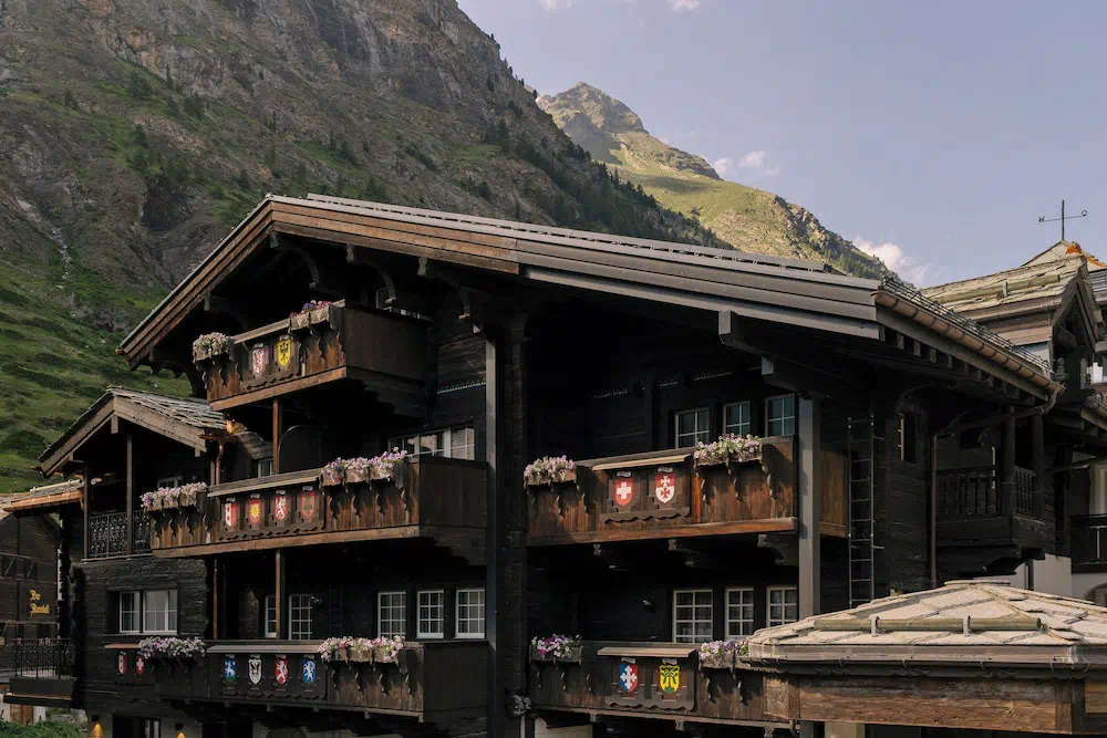 SCHLOSS Zermatt - CBD & Adaptogenic Spa and Sport Hotel