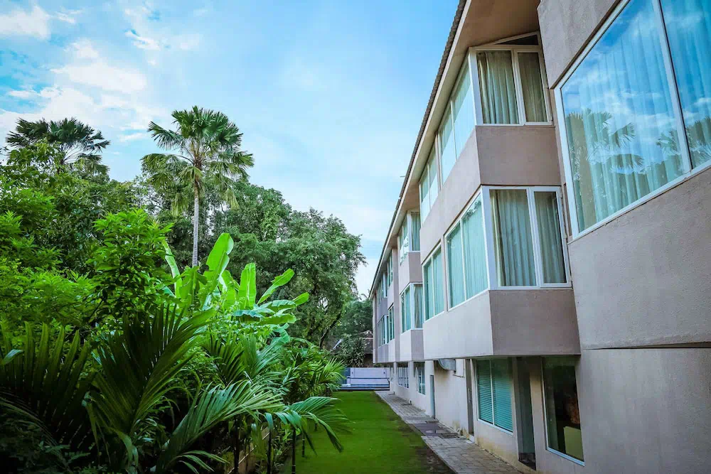 Hotel Regent Laguna - Guest room and accommodations