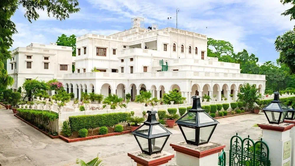 Neemranas Baradari Palace - Property photo 19