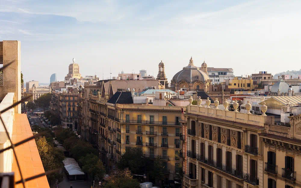Aspasios Rambla Catalunya Suites in Barcelona - Guest room and accommodations