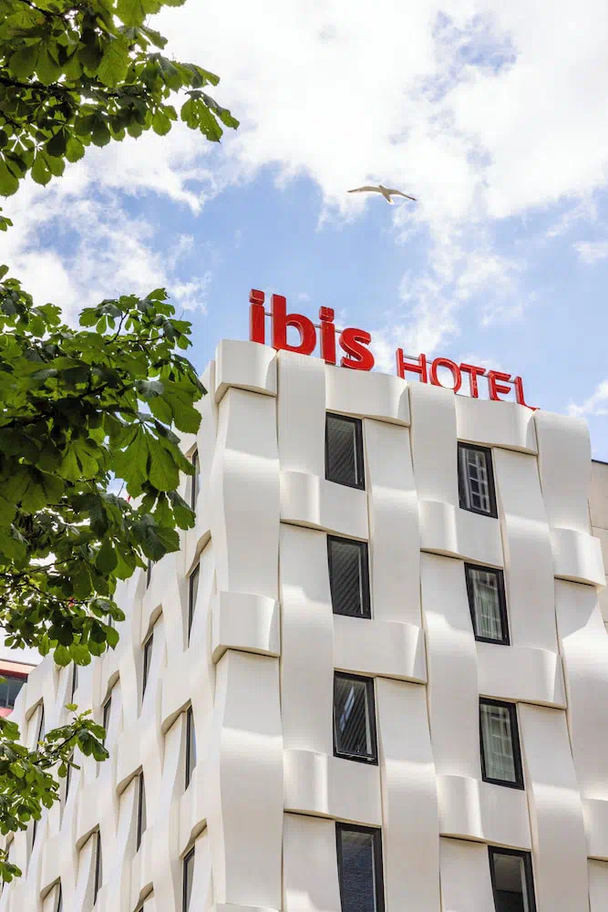 Ibis Rotterdam City Centre in Rotterdam - Guest room and accommodations