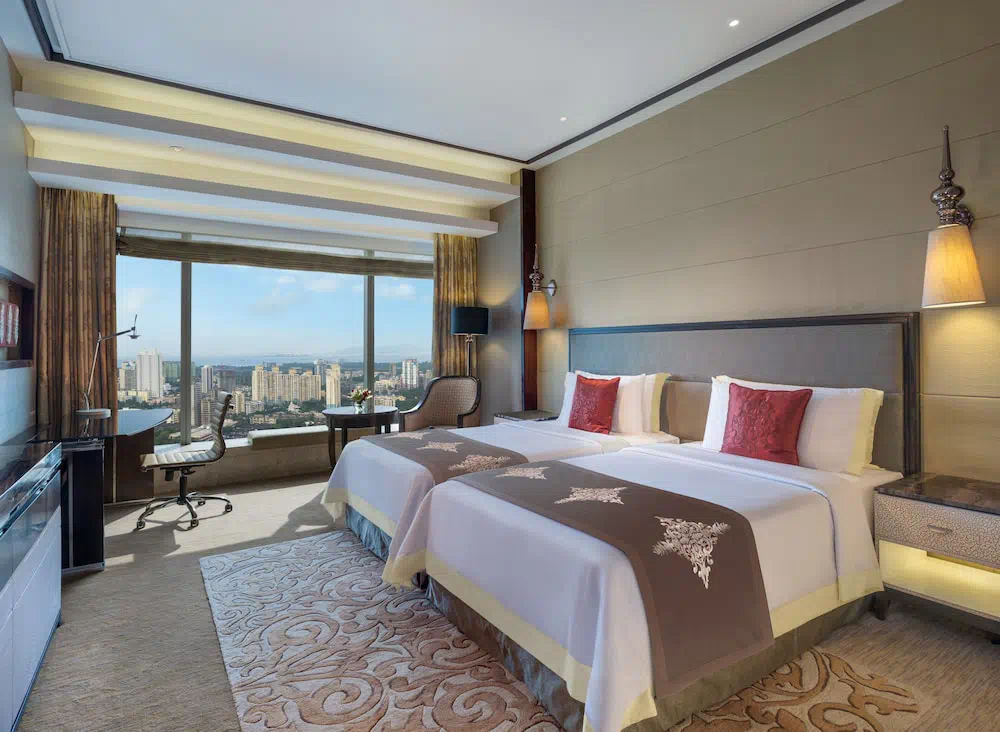 The St Regis Mumbai - Dining area and restaurant