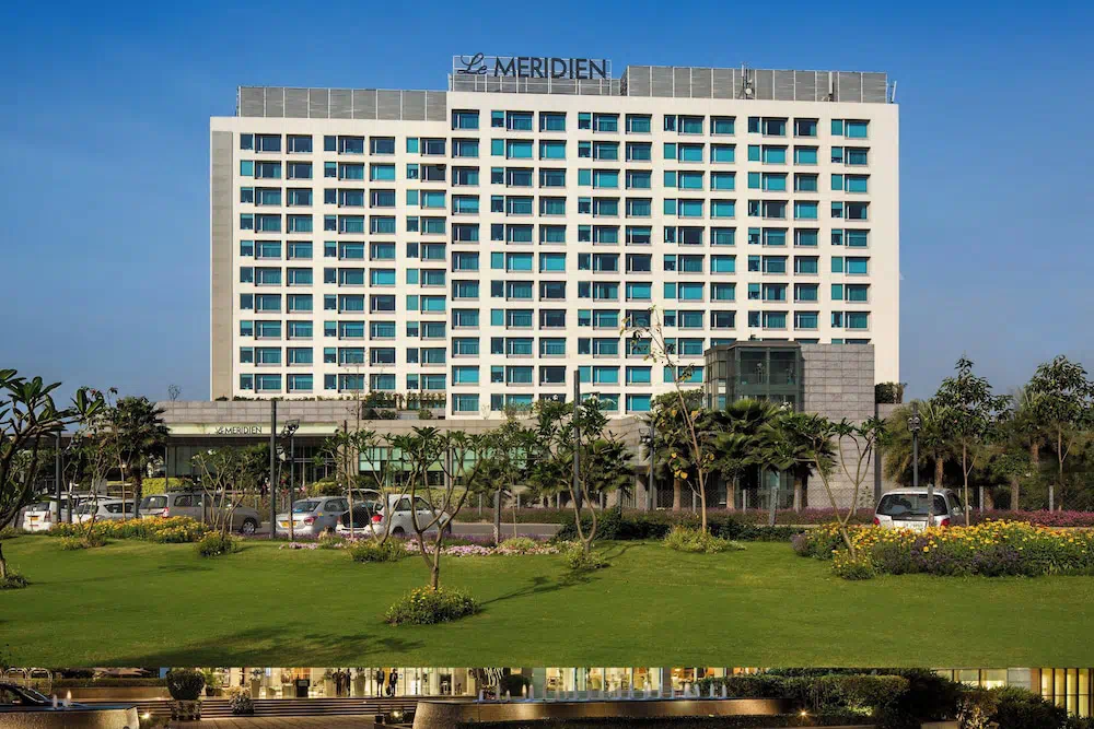 Le Meridien Gurgaon Delhi Ncr - Exterior facade and main entrance