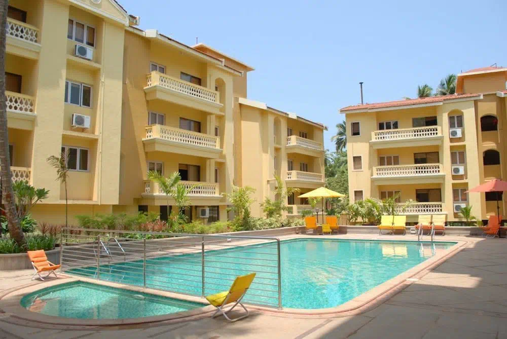 Sandalwood Hotel Retreat - Guest room and accommodations