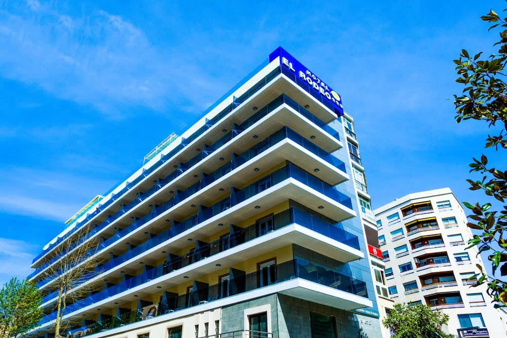 Hotel Monarque El Rodeo in Marbella - Property suite and interior view