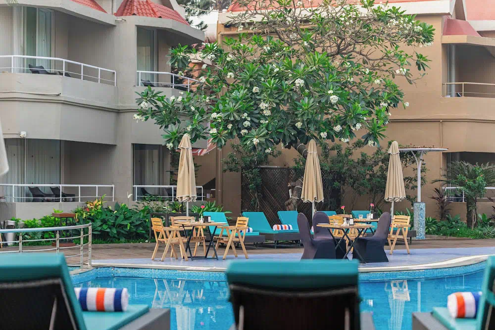 Whispering Palms Beach Resort - Guest room and accommodations