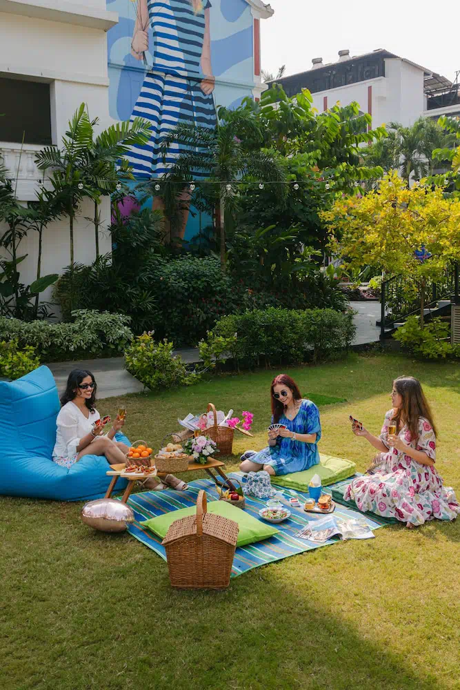 Ronil Goa Jdv By Hyatt - Dining area and restaurant