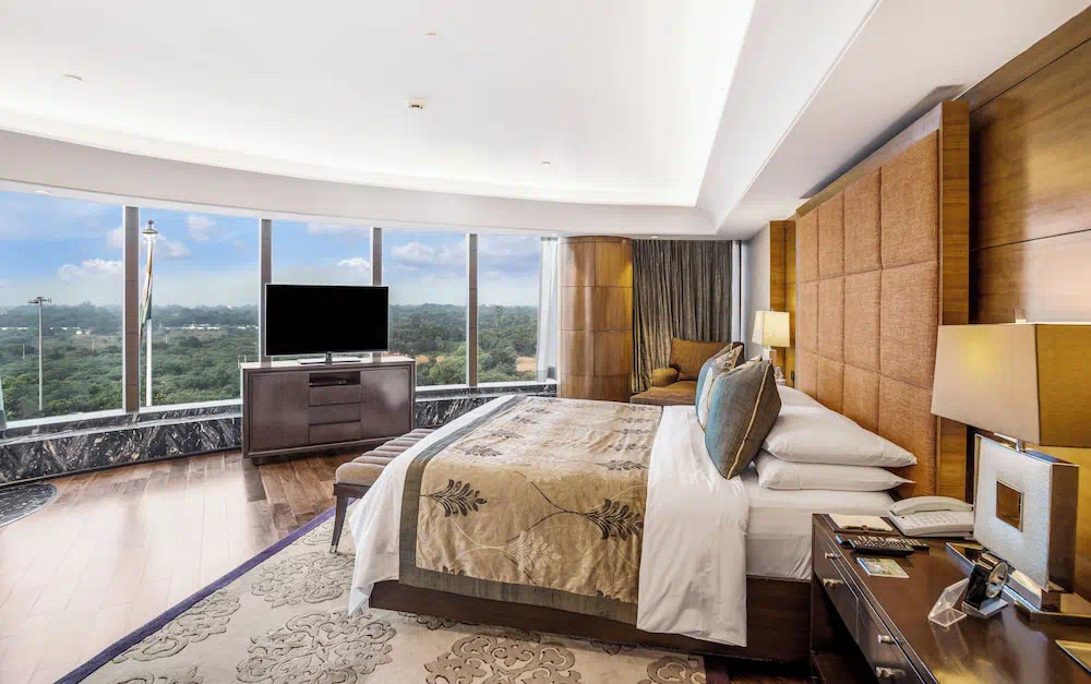 The Leela Ambience Gurugram Hotel Residences The Luxury Urban Sanctuary - Property photo 6