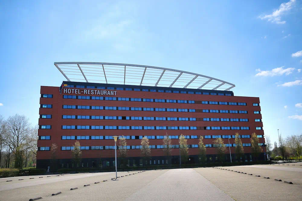Van Der Valk Hotel Rotterdam Blijdorp in Rotterdam - Guest room and accommodations