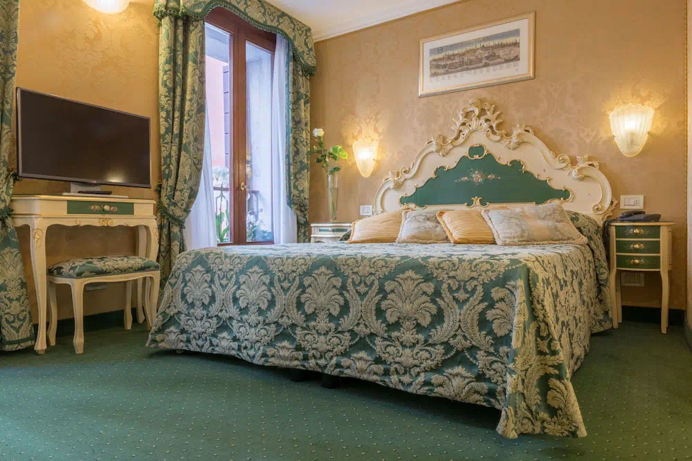Hotel Becher in Venice - Property photo 12