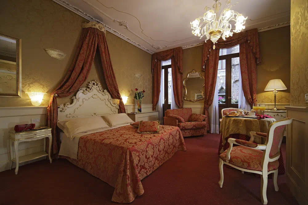 Hotel Becher in Venice - Property photo 8