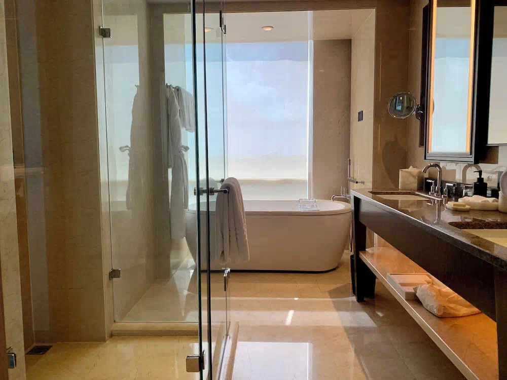 Four Seasons Hotel Mumbai - Property photo 14