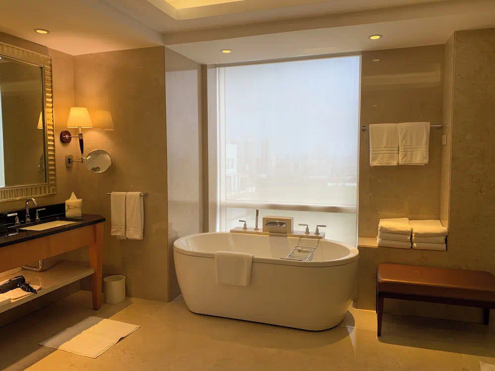 Four Seasons Hotel Mumbai - Property photo 18