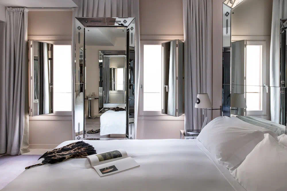 Palazzina Grassi in Venice - Property photo 14