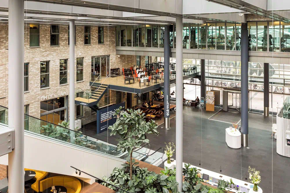 Nh Den Haag in The Hague - Property suite and interior view
