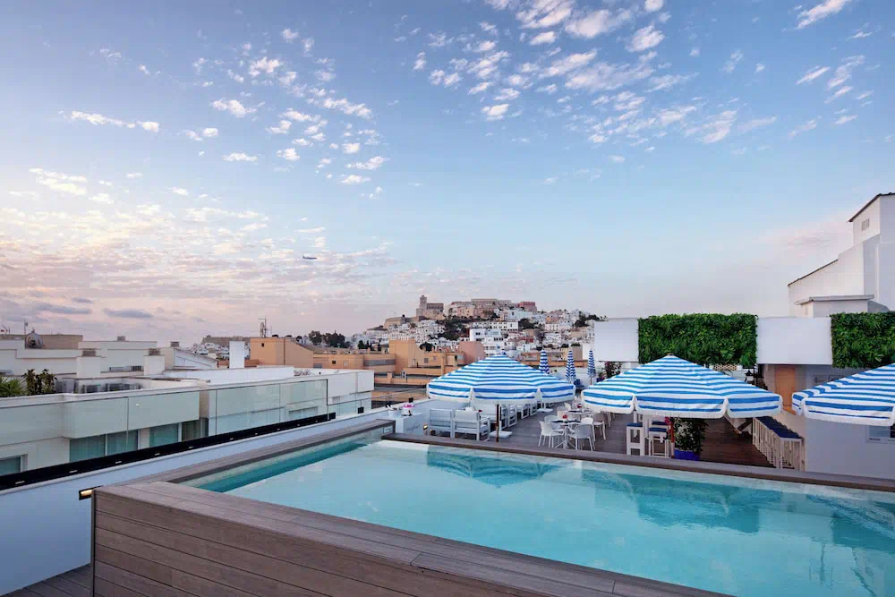 Eurostars Puerto De Ibiza in Ibiza Town - Property suite and interior view