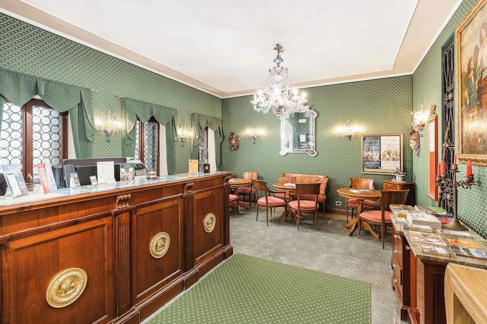 Hotel San Moise in Venice - Hotel amenities and facilities