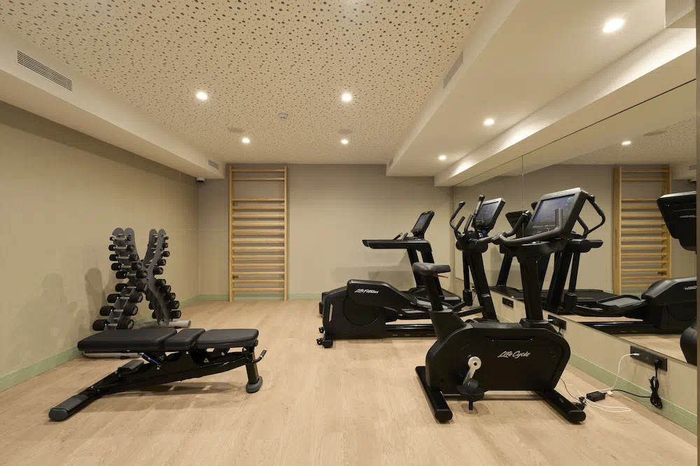 Catalonia La Maquinista in Barcelona - Property suite and interior view