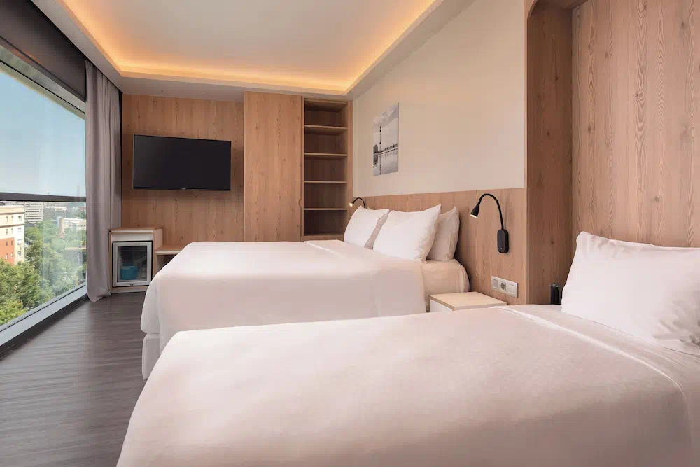 Four Points By Sheraton Barcelona Diagonal in Barcelona - Property photo 11