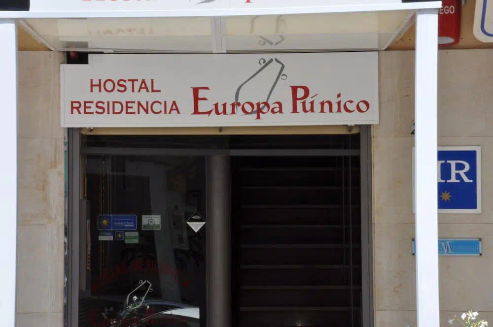 Hostal Europa Punico in Ibiza Town - Guest room and accommodations
