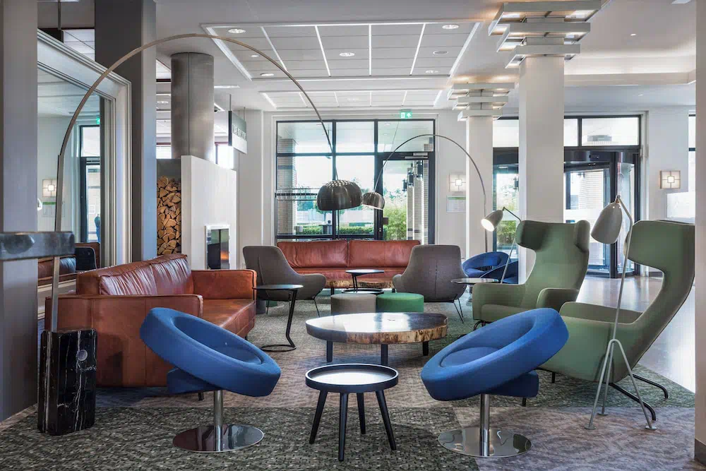 Courtyard By Marriott Amsterdam Airport in Hoofddorp - Guest room and accommodations