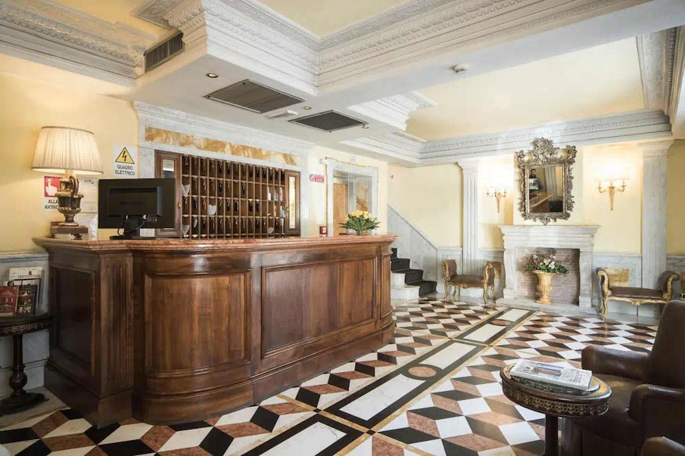Hotel Donatello in Rome - Dining area and restaurant