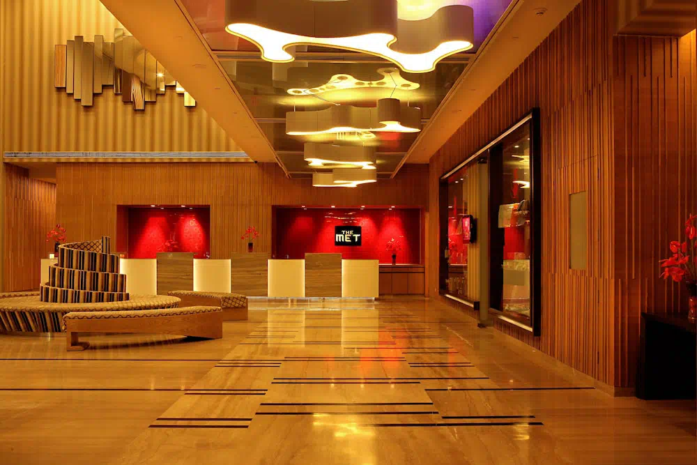 The Metropolitan Hotel And Spa New Delhi - Property suite and interior view