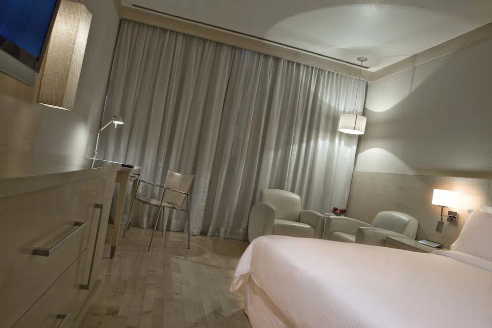 Le Meridien New Delhi - Property photo 11