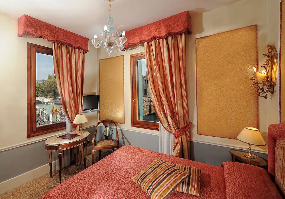 Hotel Arlecchino in Venice - Property photo 17