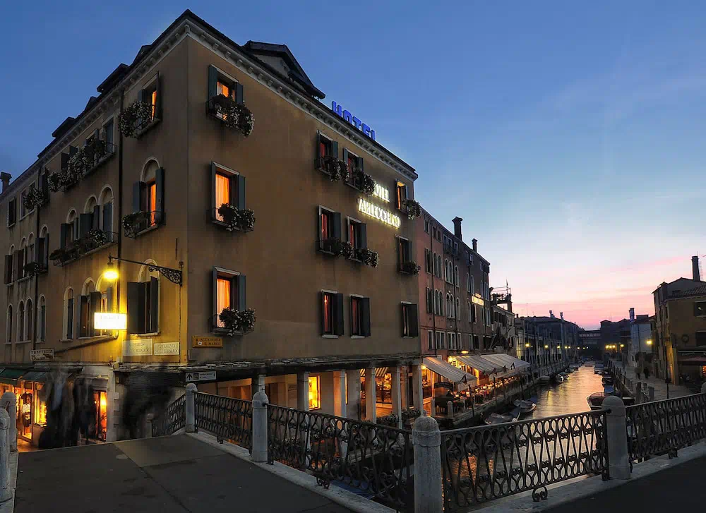 Hotel Arlecchino in Venice - Property photo 9