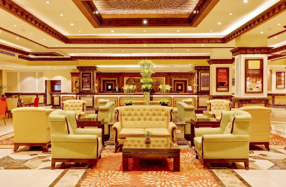 The Suryaa New Delhi - Dining area and restaurant