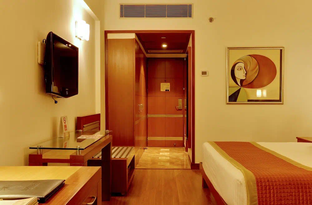 The Suryaa New Delhi - Property photo 6