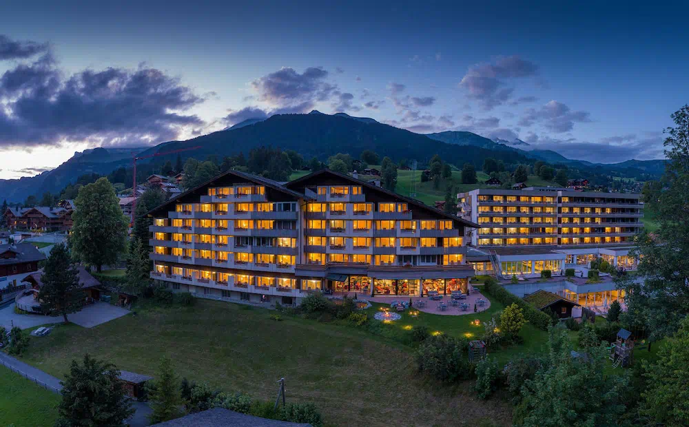 Sunstar Hotel Grindelwald in Grindelwald - Property suite and interior view