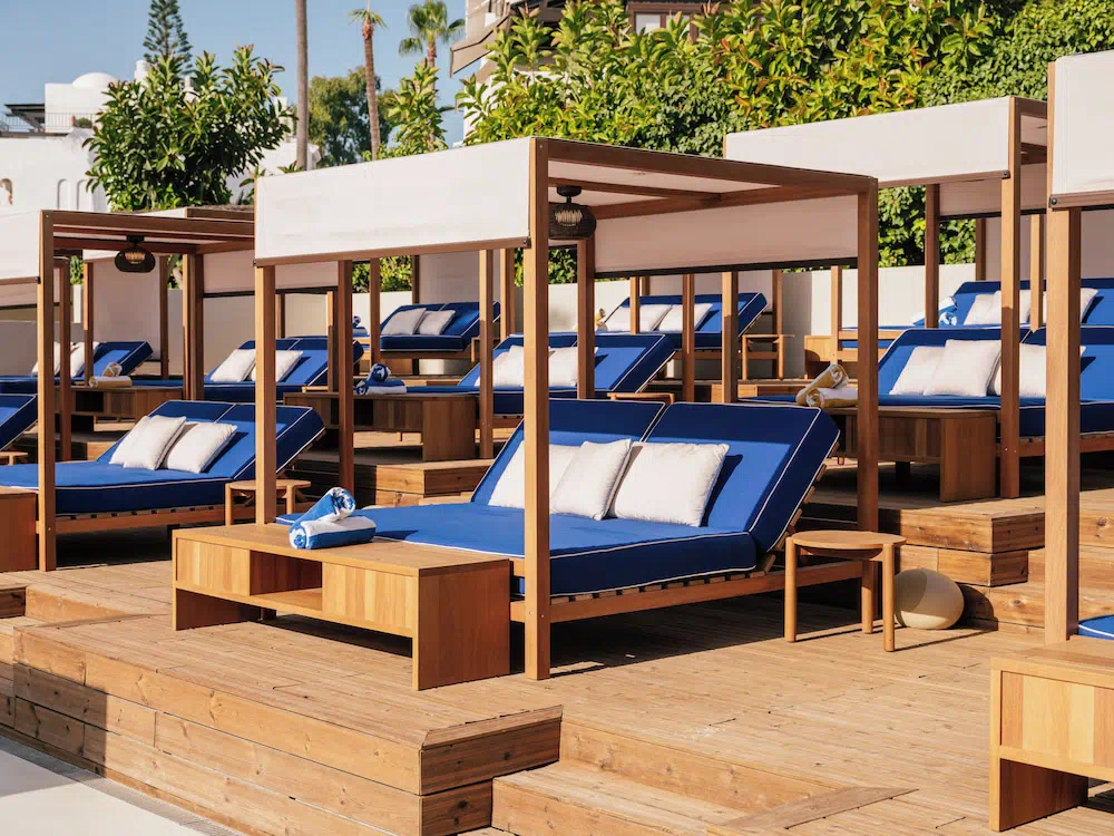 Me Marbella By Melia in Marbella - Dining area and restaurant