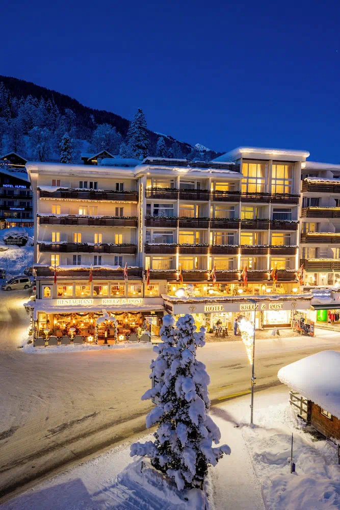 Hotel Kreuz Post in Grindelwald - Property suite and interior view