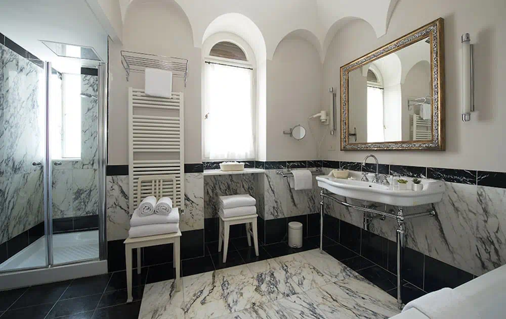 Park Palace in Florence - Property photo 12