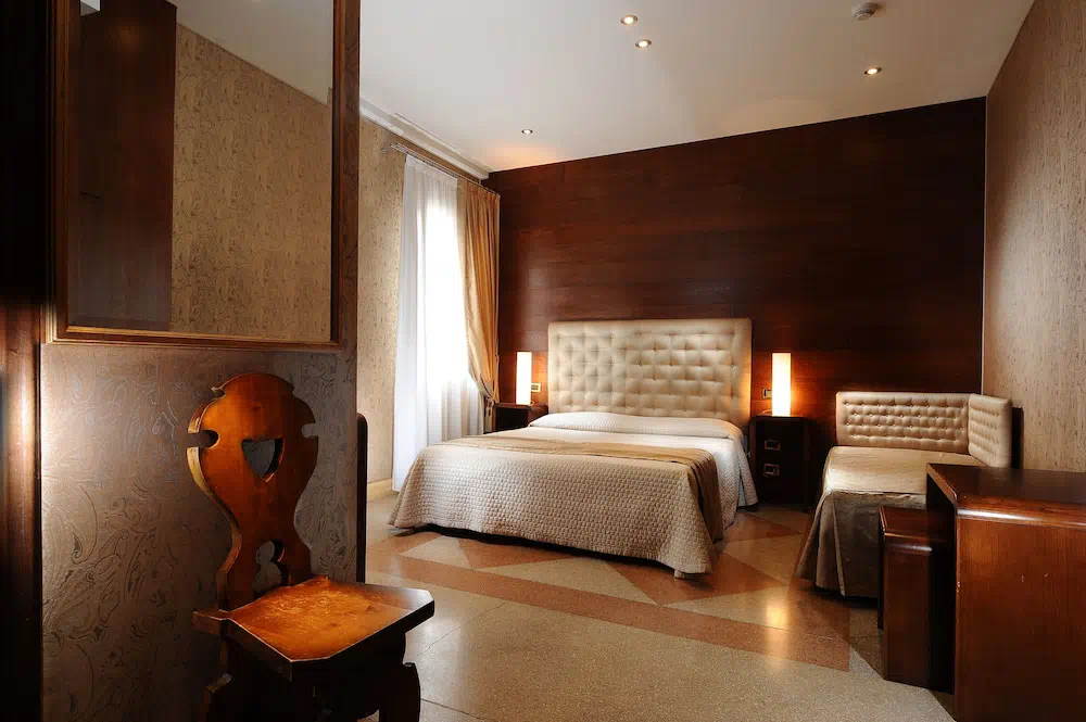 Hotel Abbazia in Venice - Property photo 11