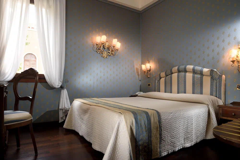 Hotel Abbazia in Venice - Property photo 18